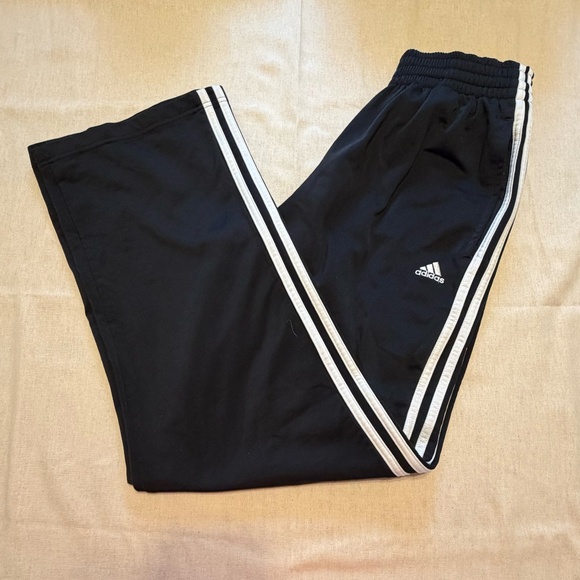 Adidas Wide Lag Pants - Picture 1 of 2